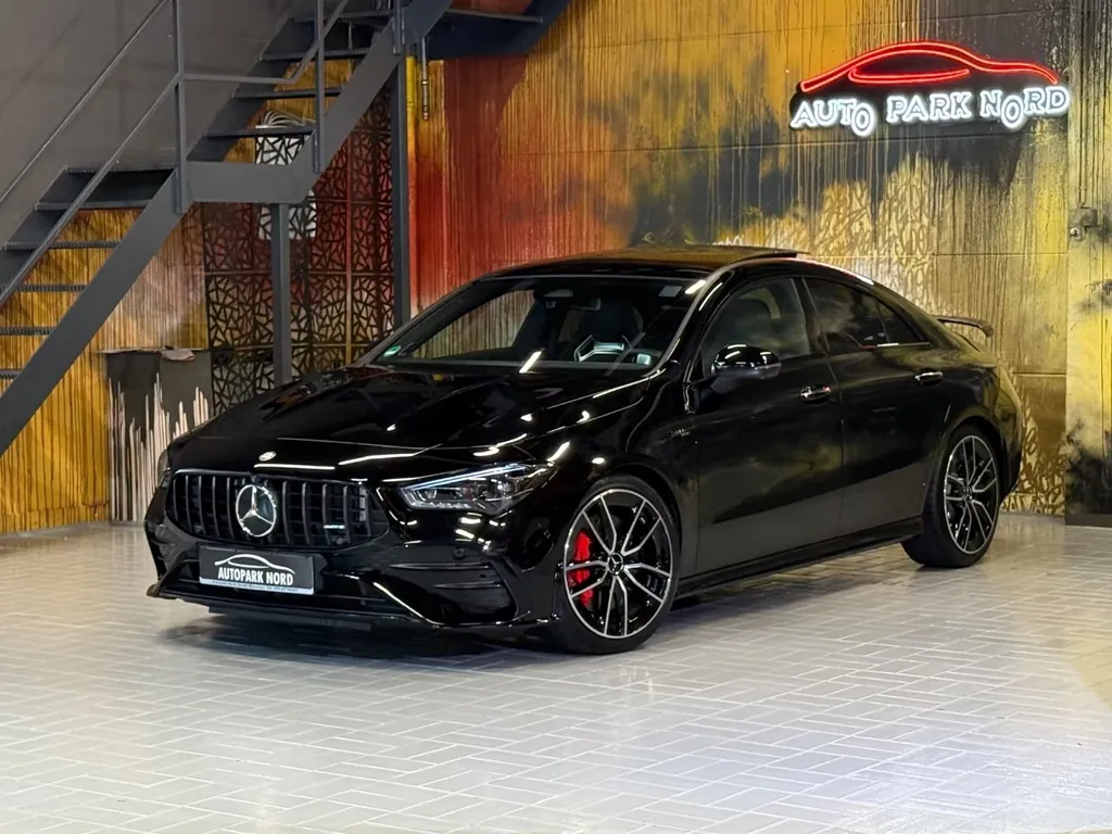 Mercedes-Benz CLA 35 AMG