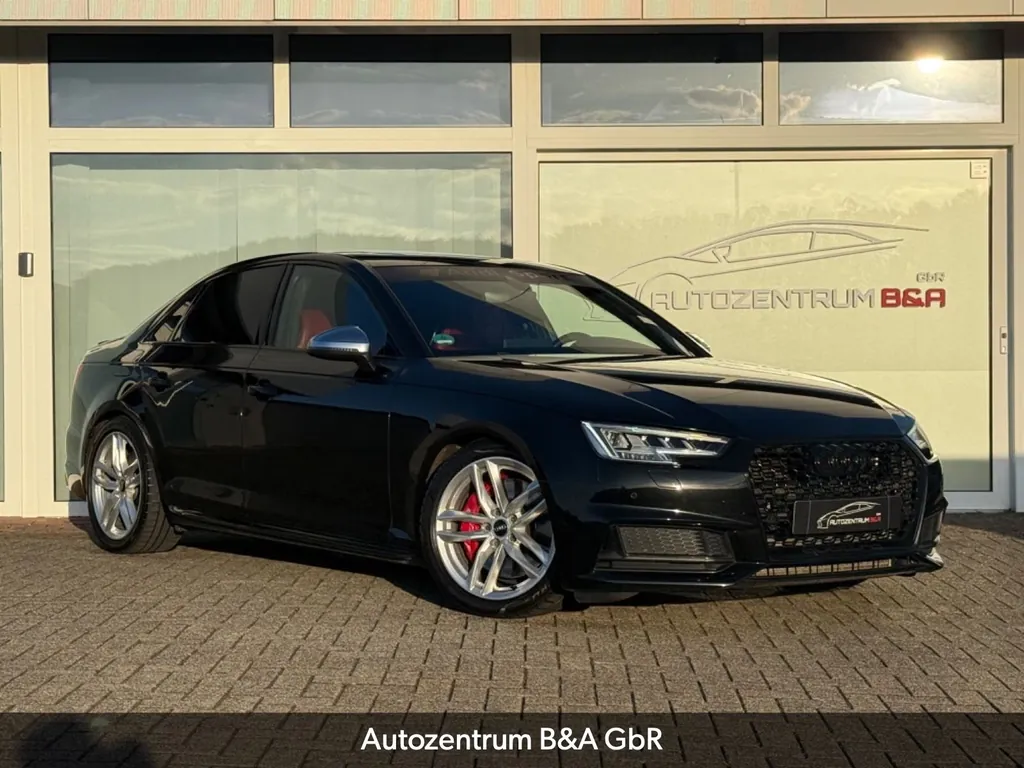 Audi S4