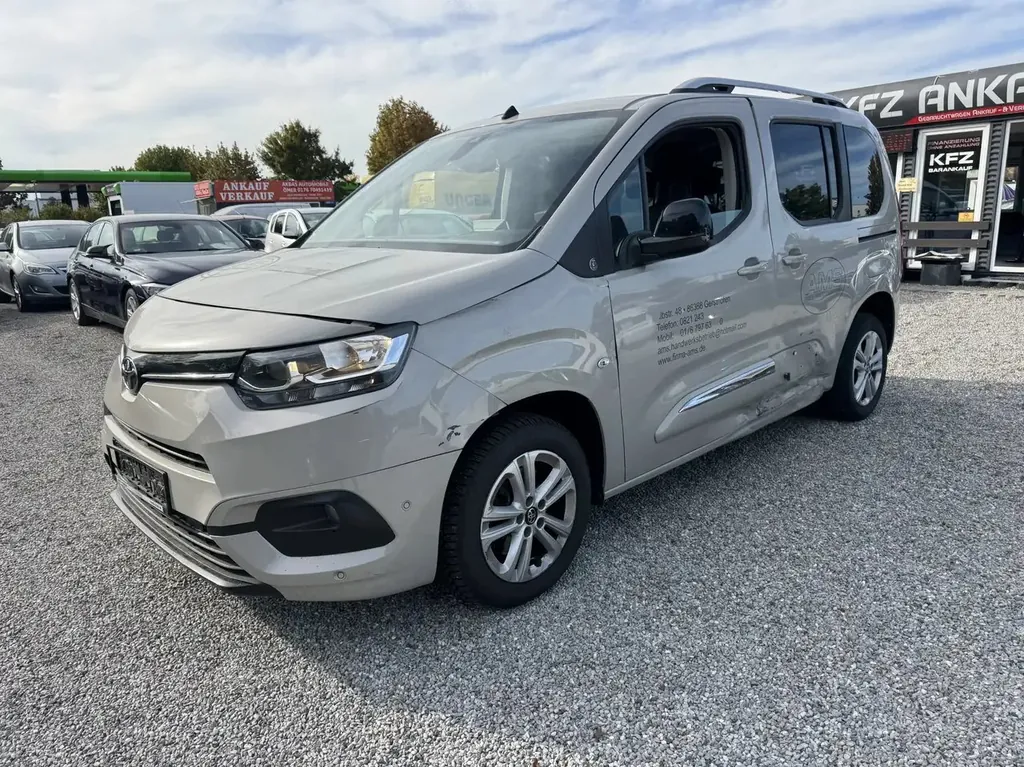 Toyota Proace City L1 Team Deutschland KLIMAAUTOMATIK!!NAVI!!KAMERA!!