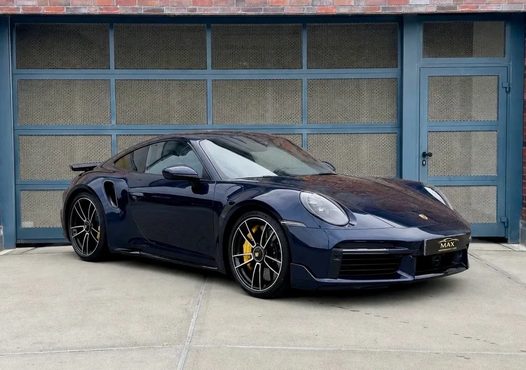 Porsche 992