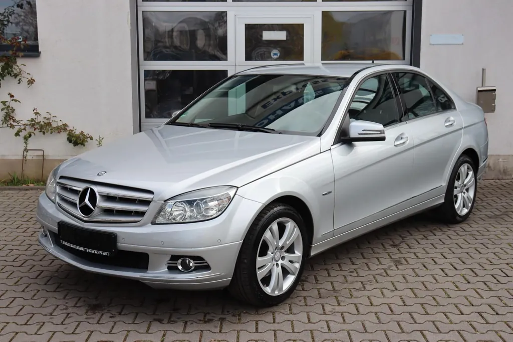 Mercedes-Benz C 180