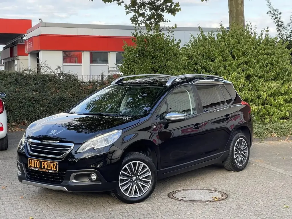 Peugeot 2008 Style 1.2 PureTech| KLIMA| PDC| KLIMA| TÜV NEU| E-