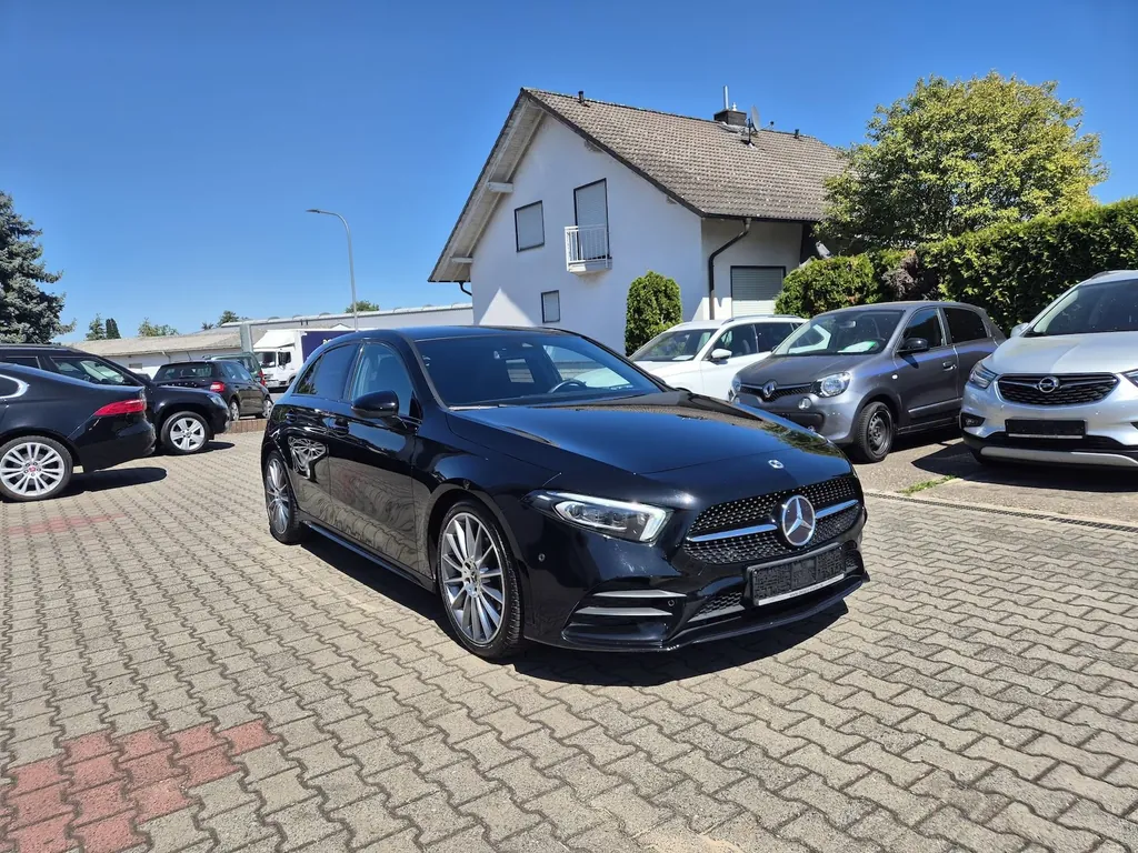 Mercedes-Benz A 200