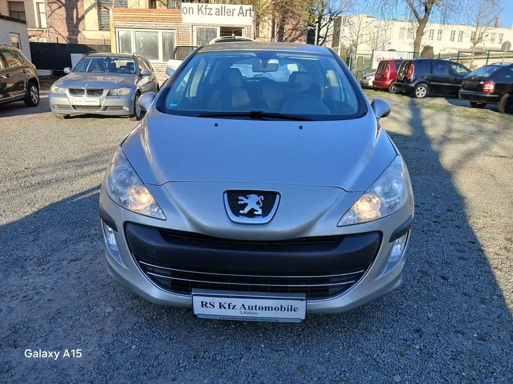Peugeot 207 Peugeot 308 Neu TÜV Neu Inspektion