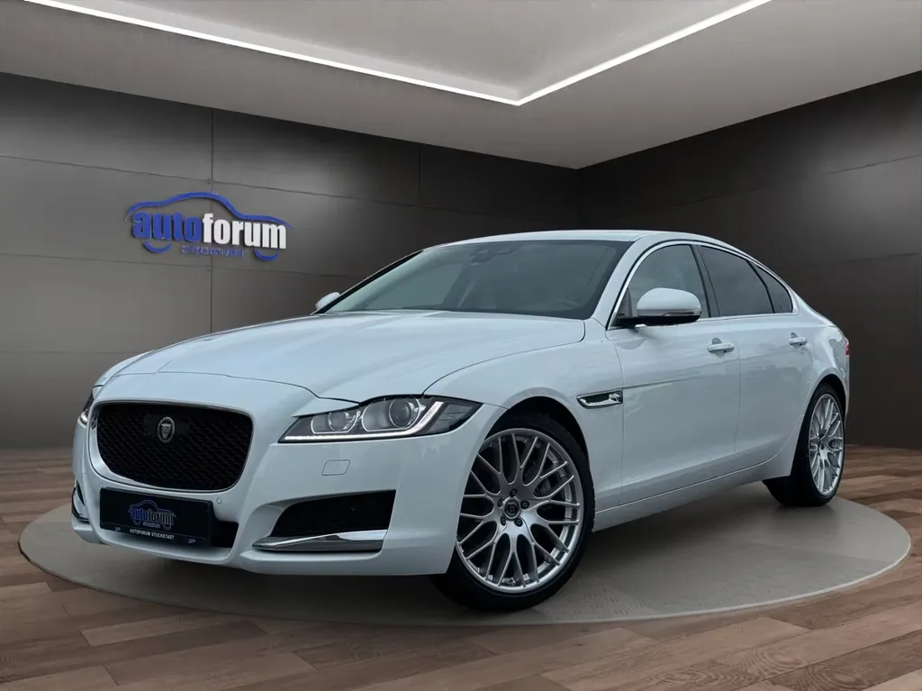 Jaguar XF