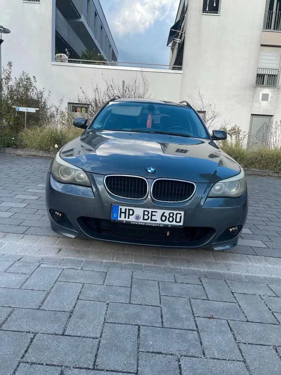 BMW 525