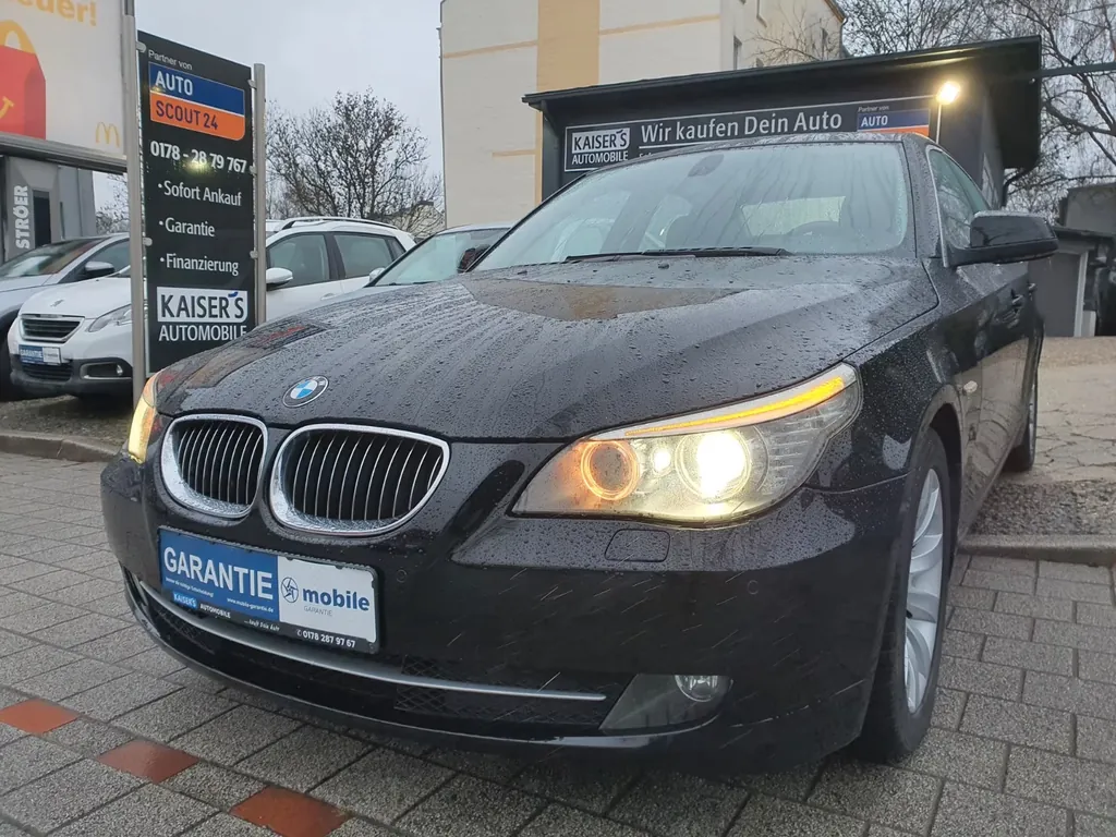 BMW 523