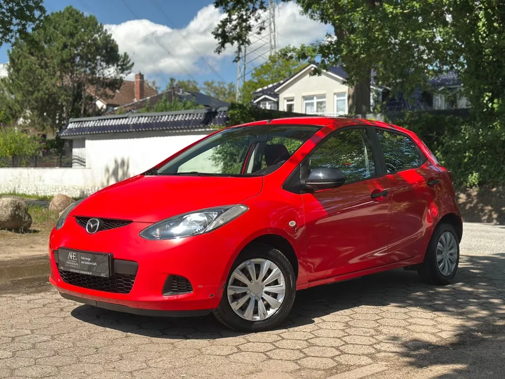 Mazda 2