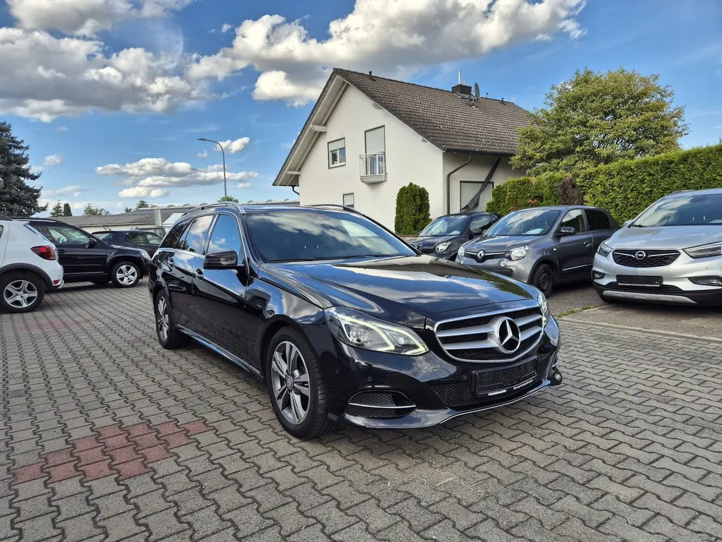 Mercedes-Benz E 200