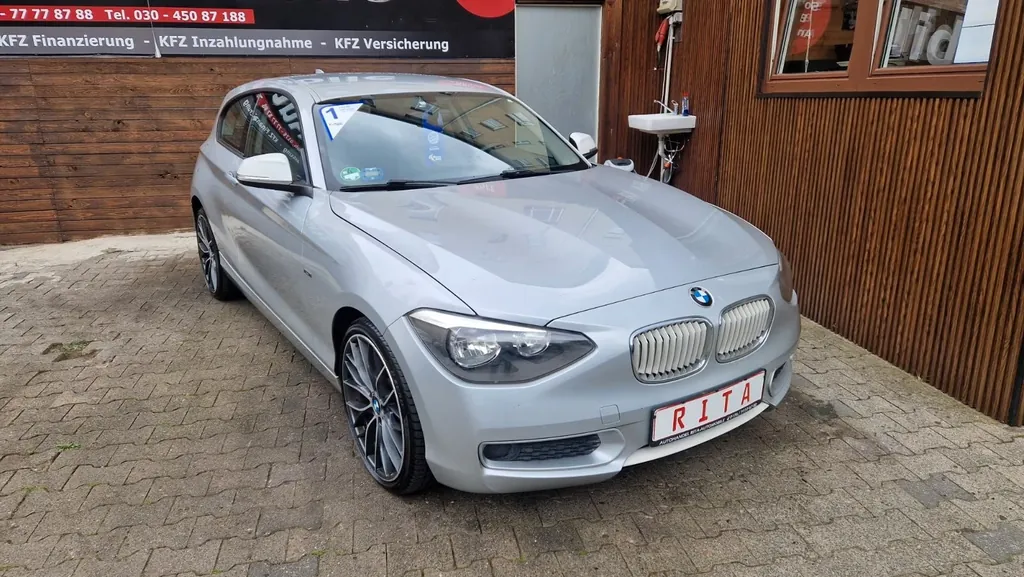 BMW 114