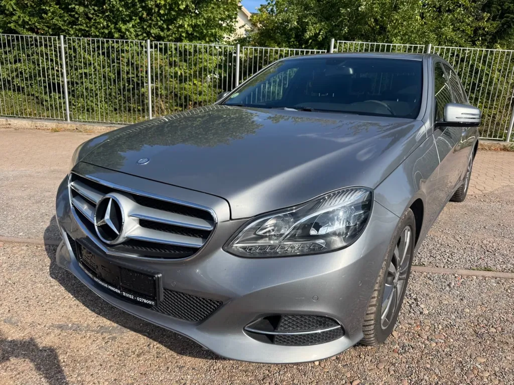 Mercedes-Benz E 200