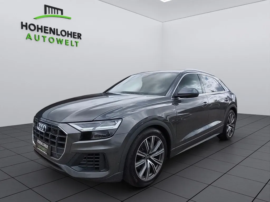 Audi Q8