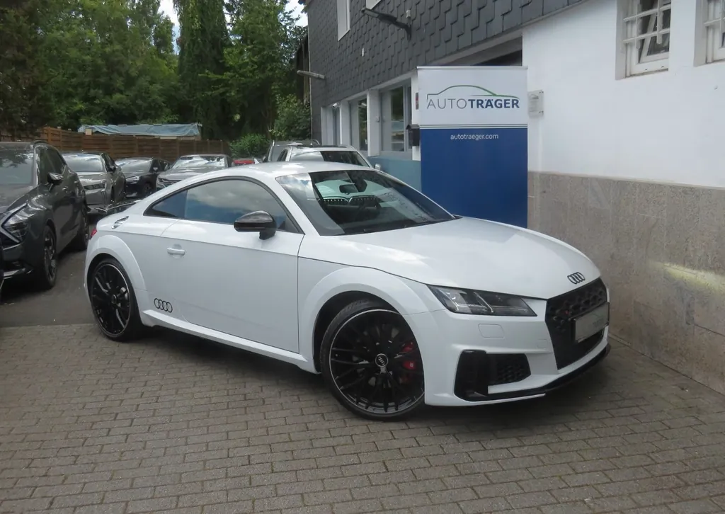 Audi TTS