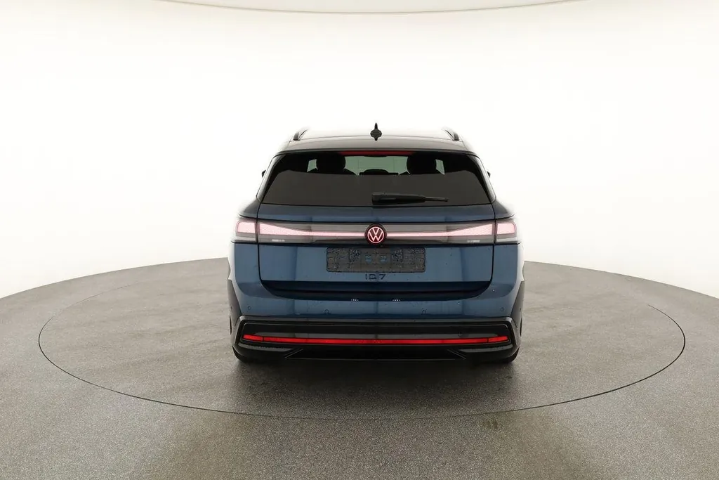 VW ID.7