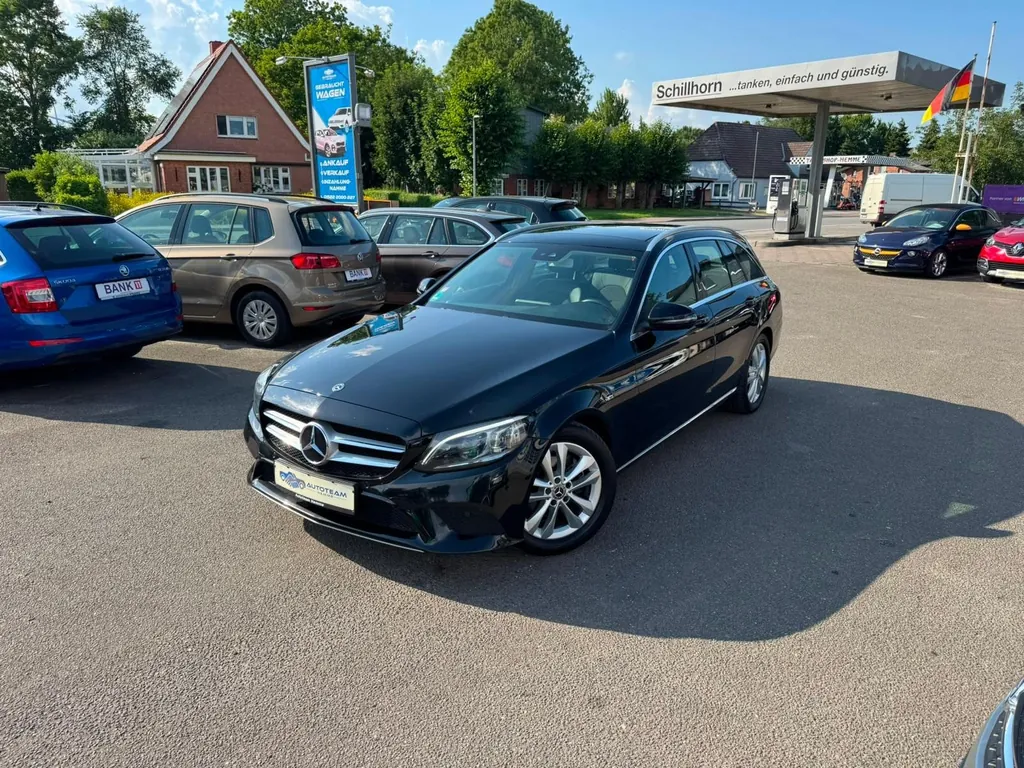Mercedes-Benz C 220