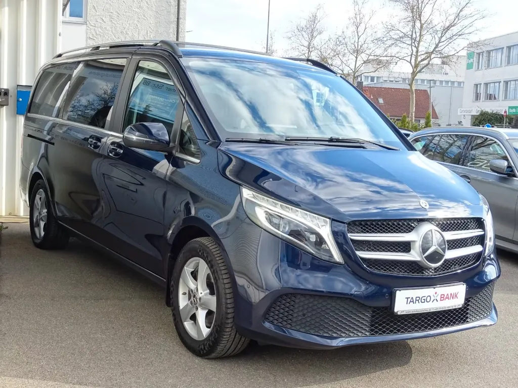 Mercedes-Benz V 250