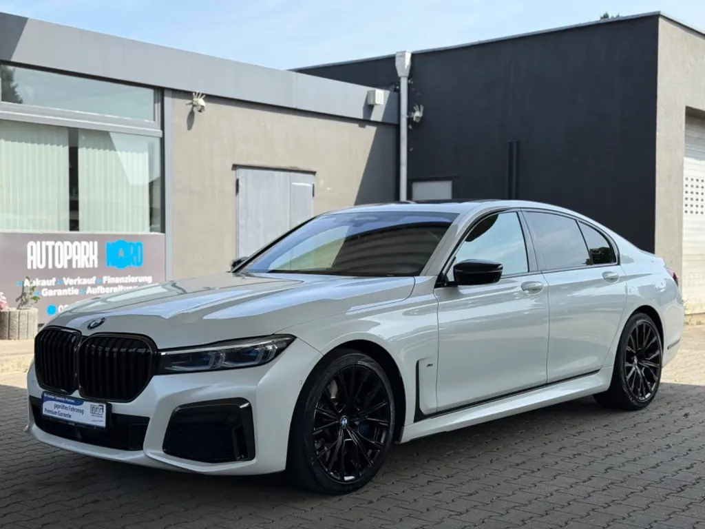 BMW 730