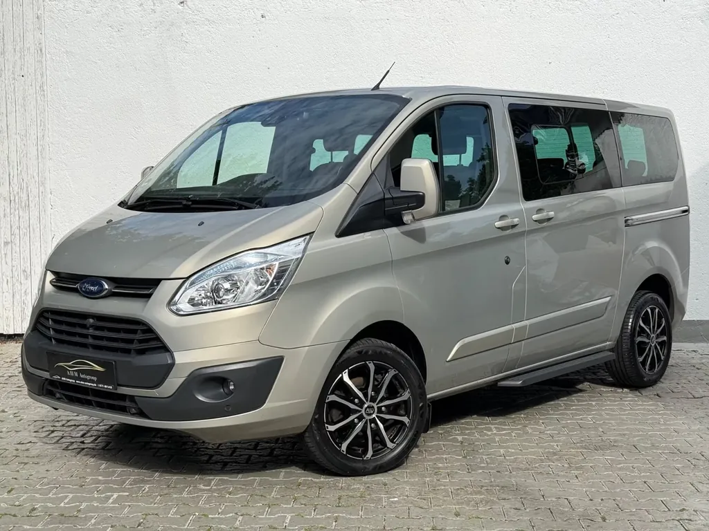 Ford Tourneo Custom
