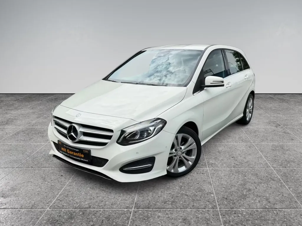 Mercedes-Benz B 200