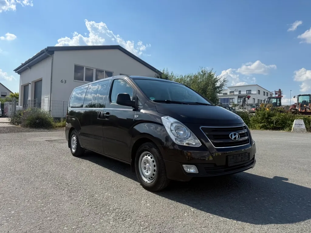 Hyundai H-1