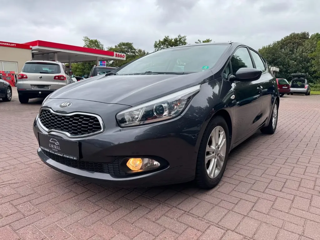 Kia cee'd / Ceed