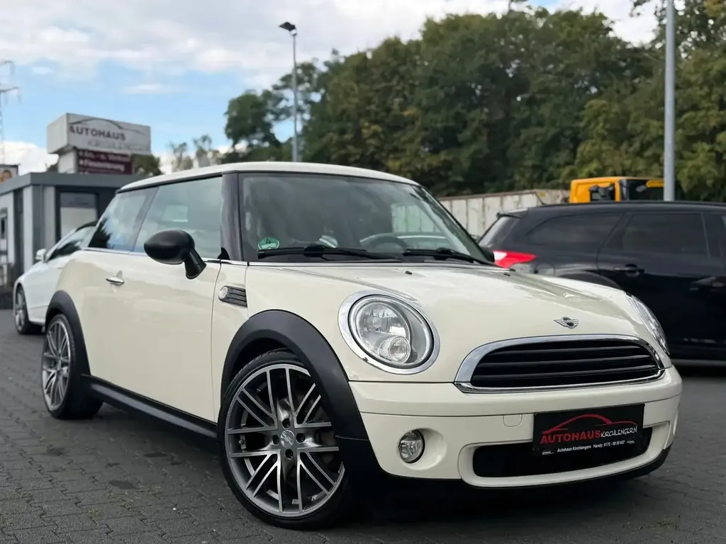 MINI One One 1.4 Benzin Pepper White Lückenlos Scheckheft 8