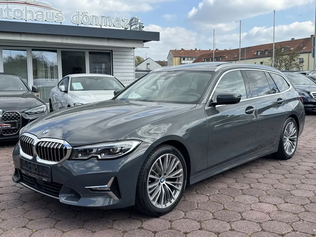 BMW 320