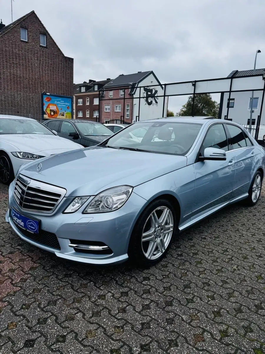 Mercedes-Benz E 300