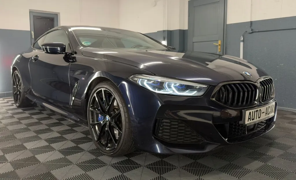 BMW 840