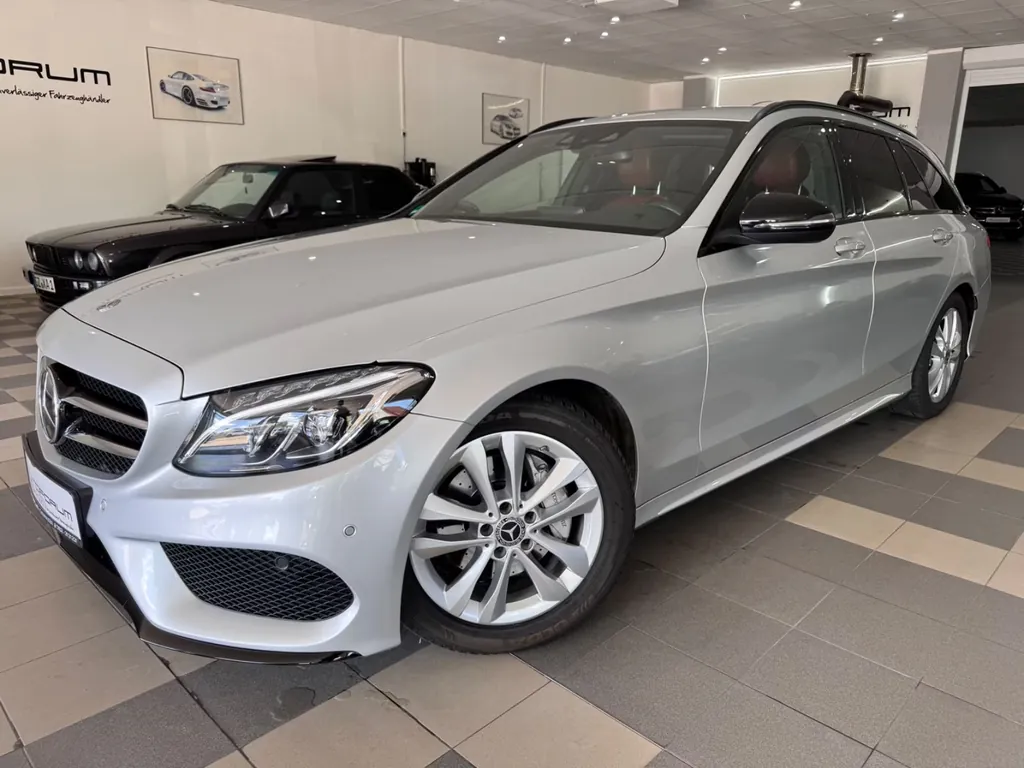 Mercedes-Benz C 220