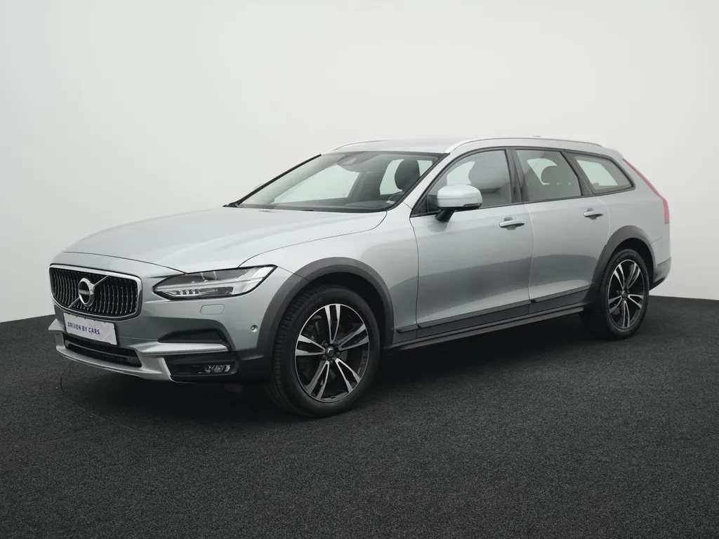 Volvo V90 Cross Country