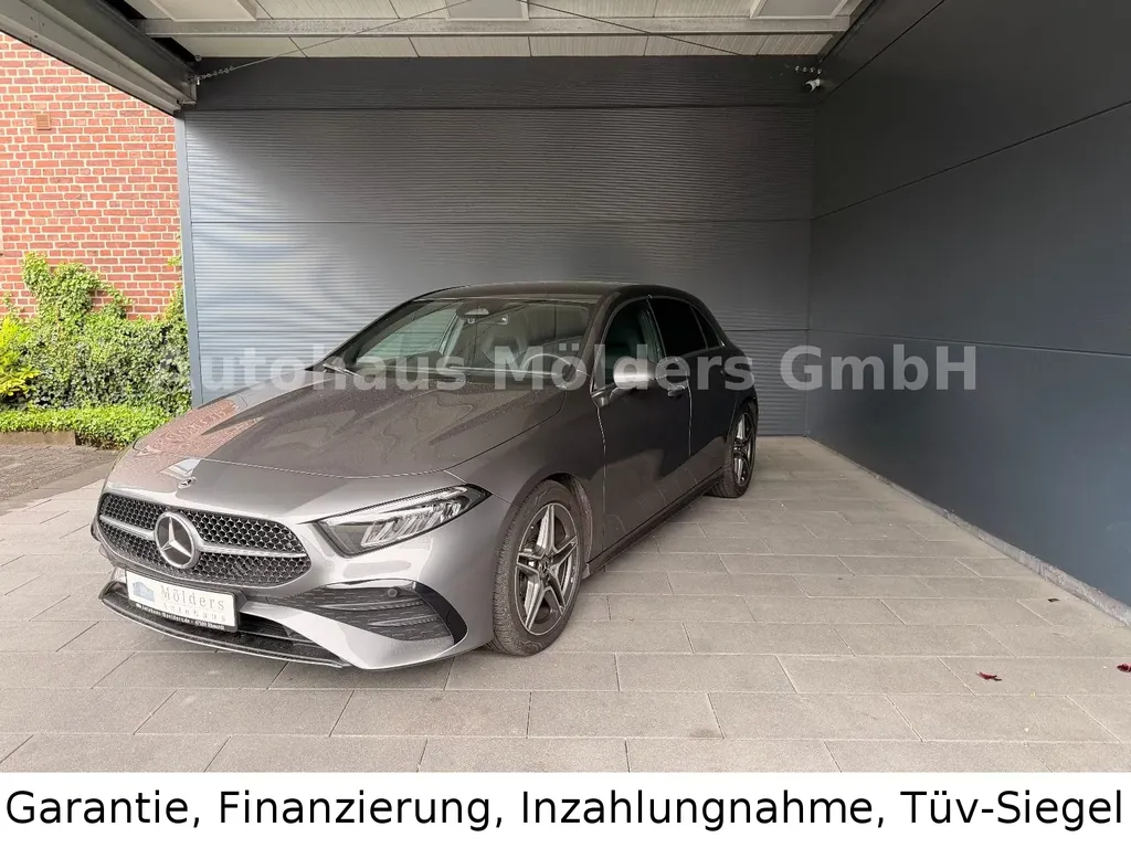 Mercedes-Benz A 220