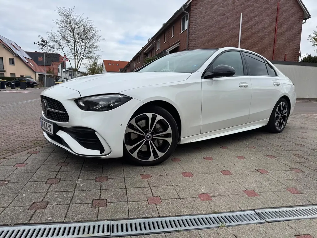 Mercedes-Benz C 220