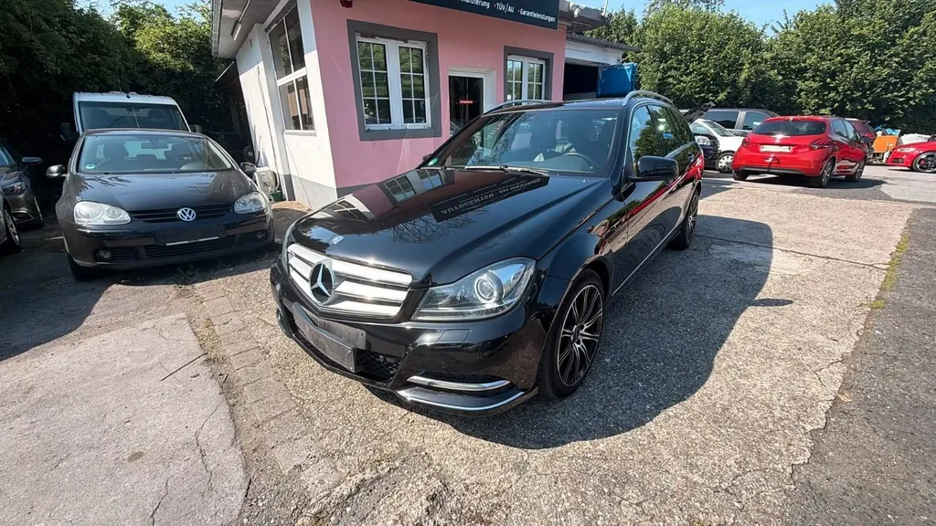 Mercedes-Benz C 300