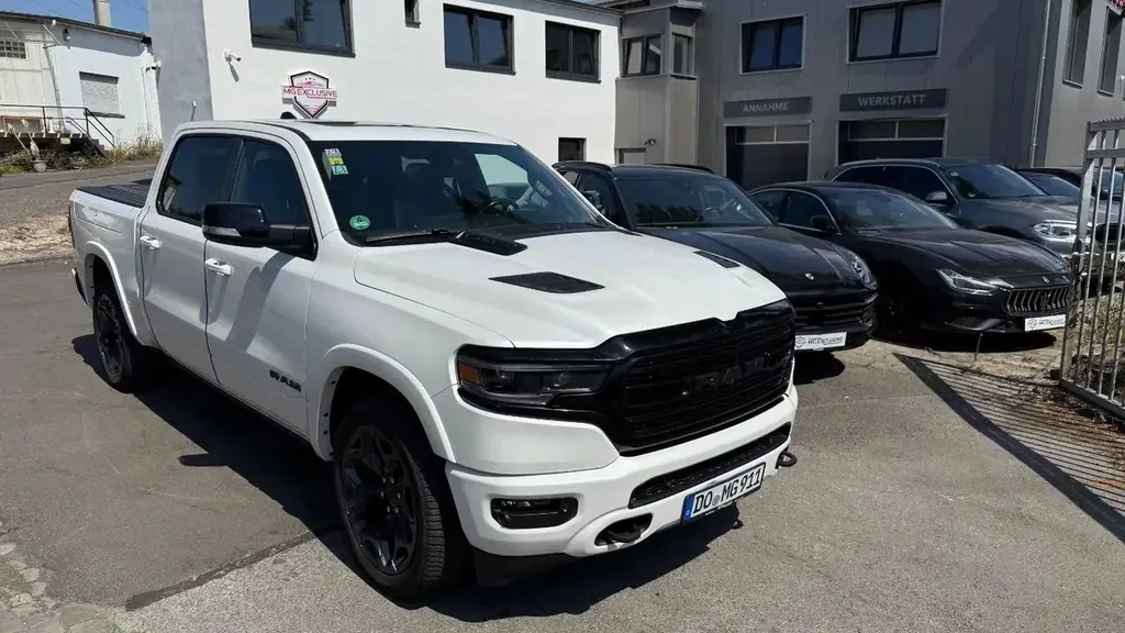 Dodge RAM Limited Night Edition RAM Box