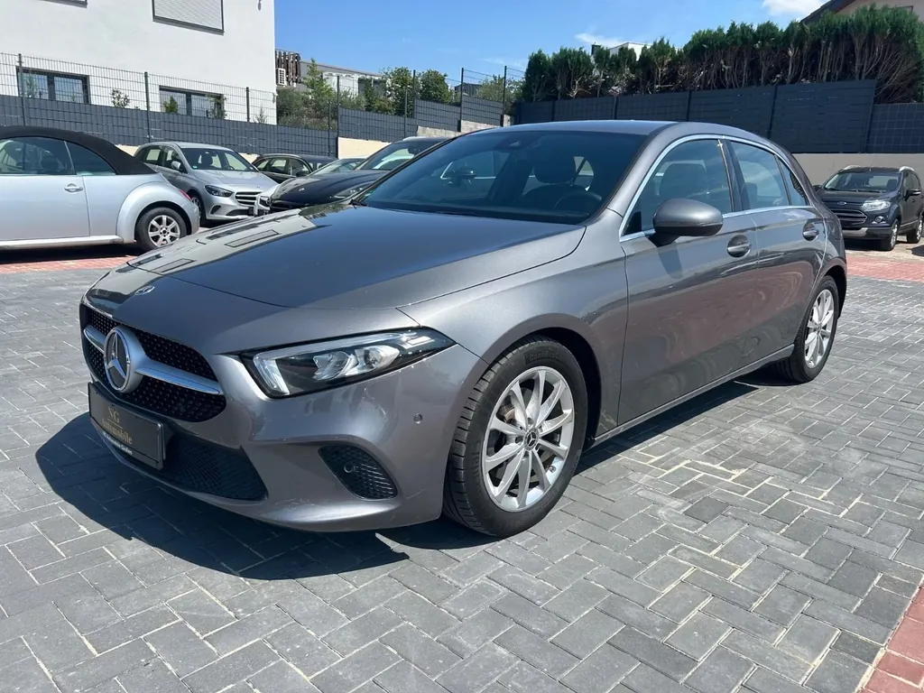 Mercedes-Benz A 200