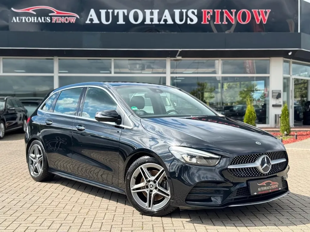 Mercedes-Benz B 220