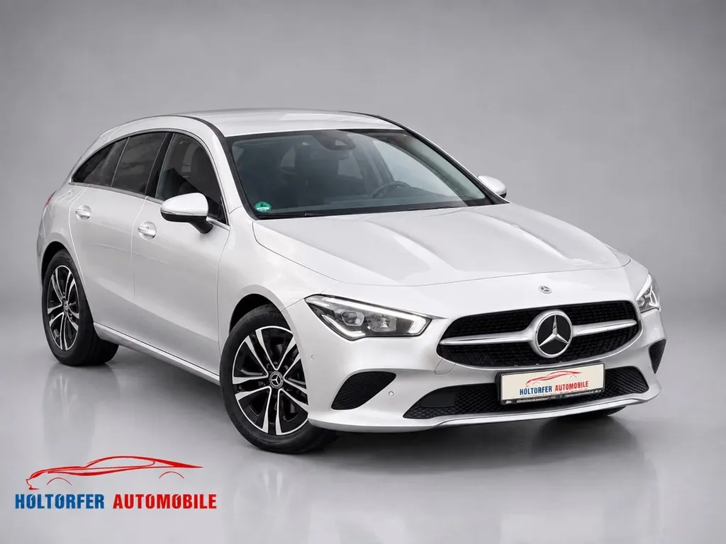 Mercedes-Benz CLA 200 Shooting Brake