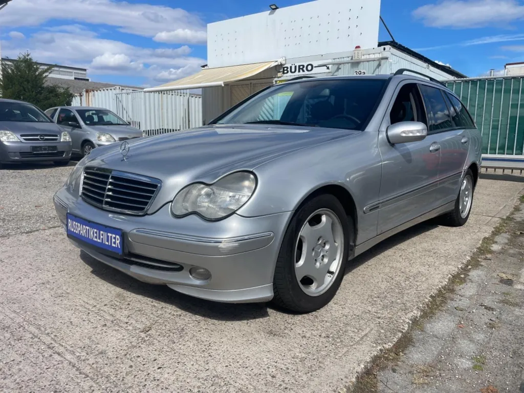 Mercedes-Benz C 270