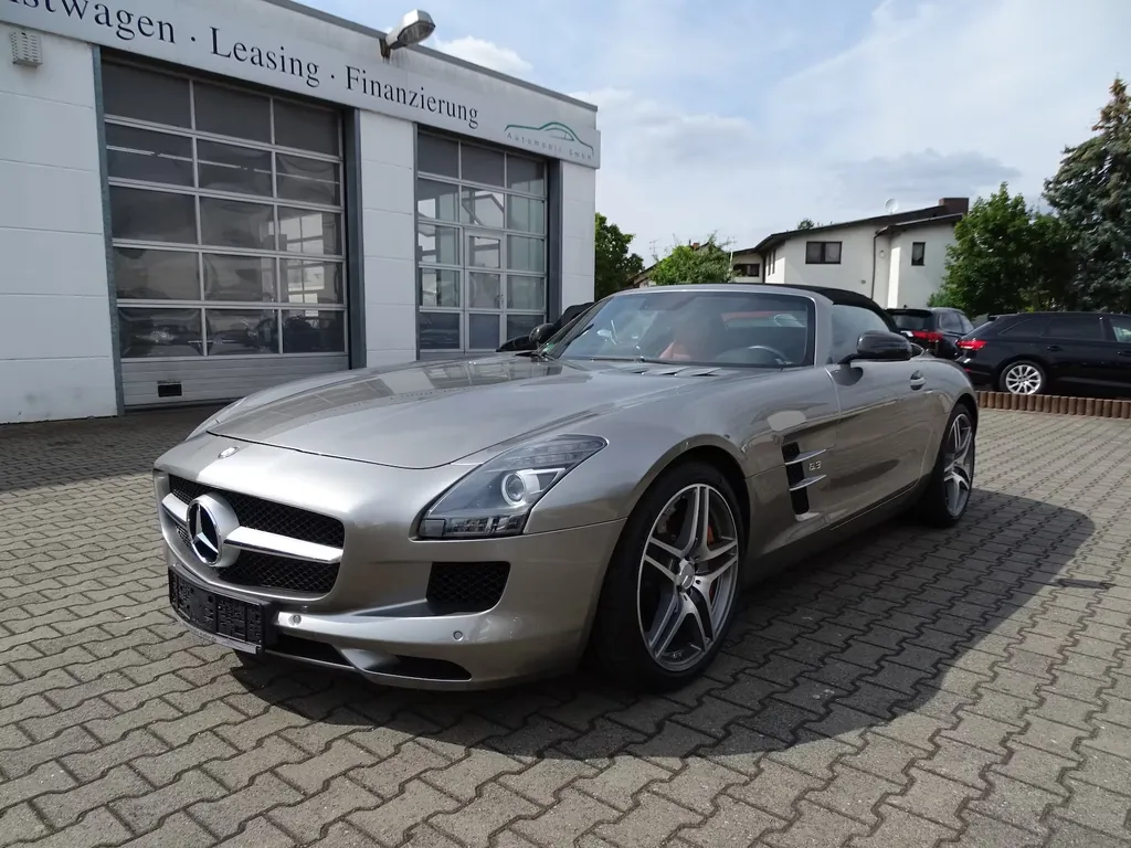 Mercedes-Benz SLS AMG