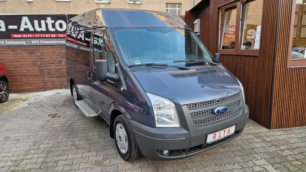 Ford Tourneo