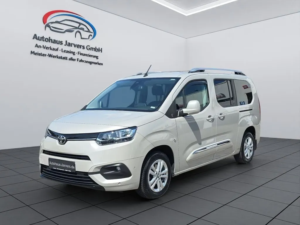 Toyota Proace City