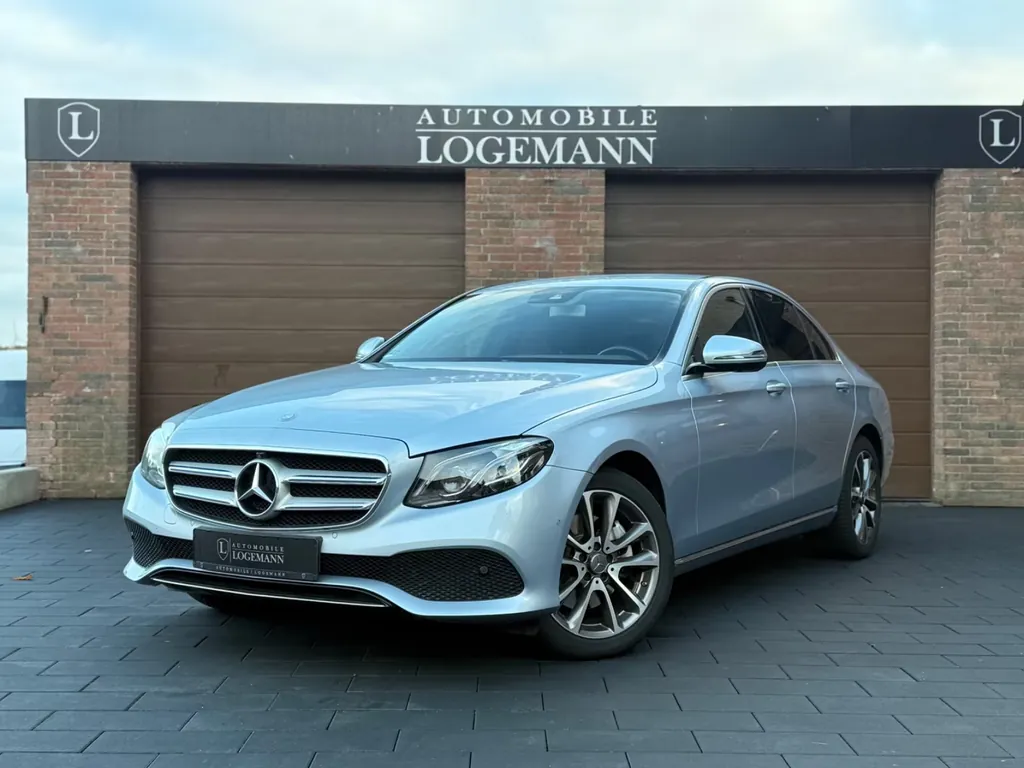 Mercedes-Benz E 200