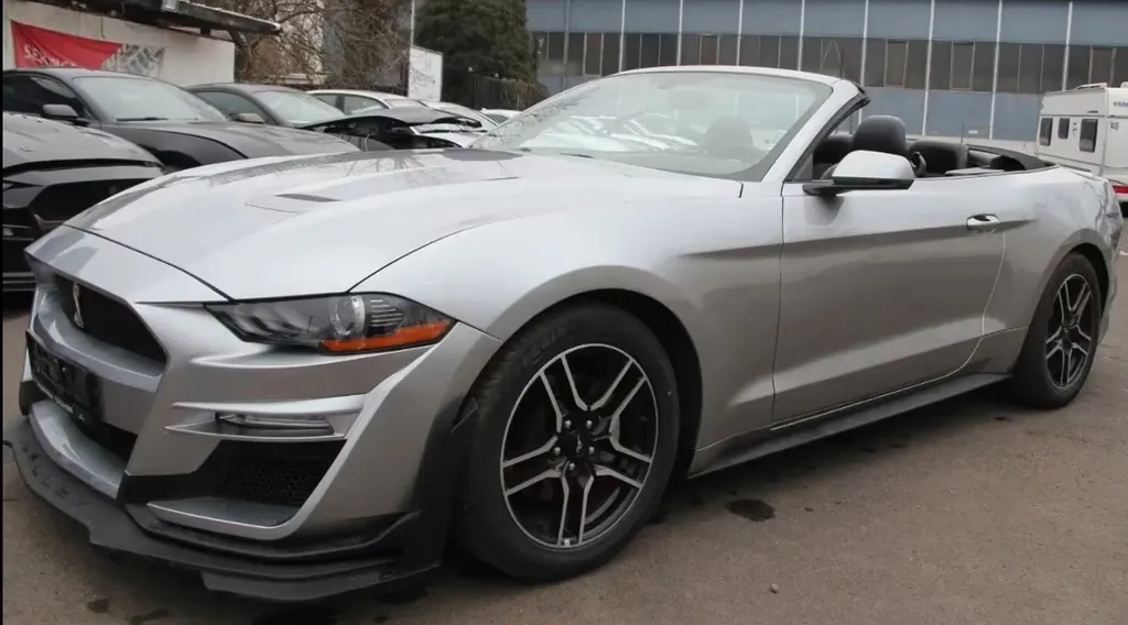 Ford Mustang