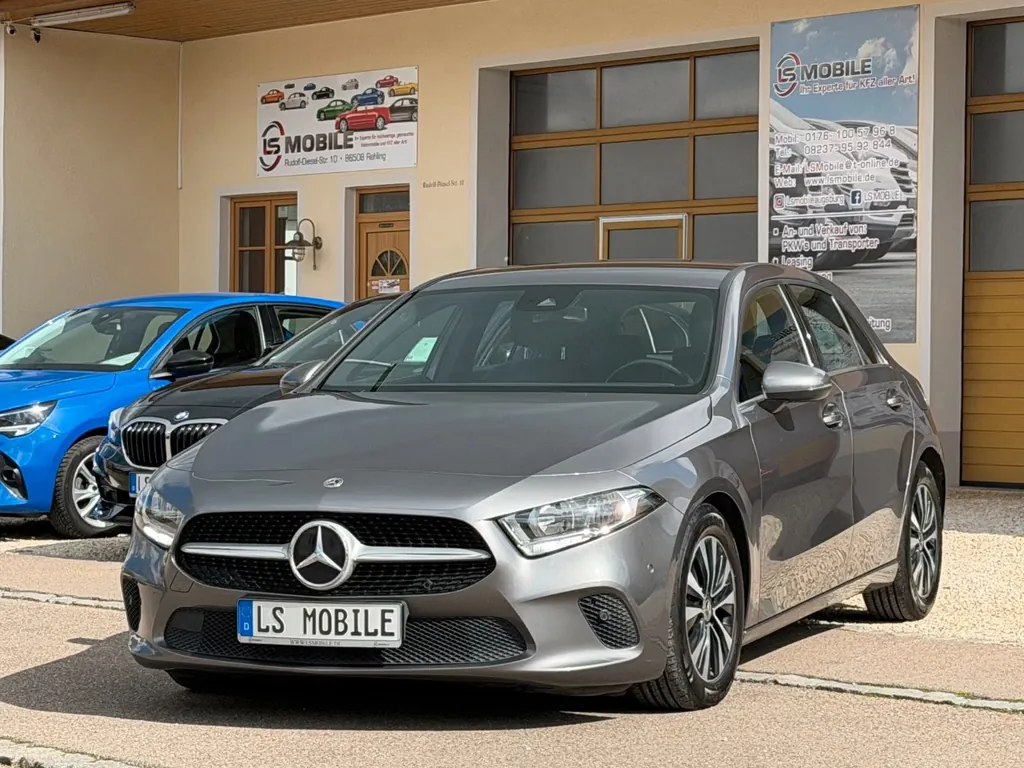 Mercedes-Benz A 180