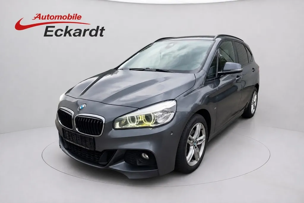 BMW 220