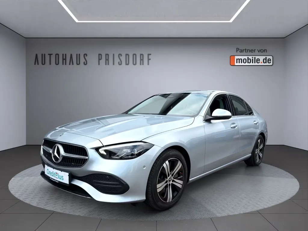 Mercedes-Benz C 220