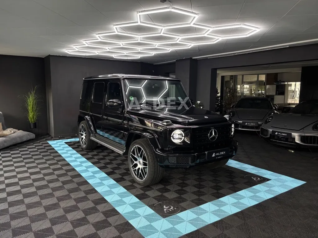 Mercedes-Benz G 500