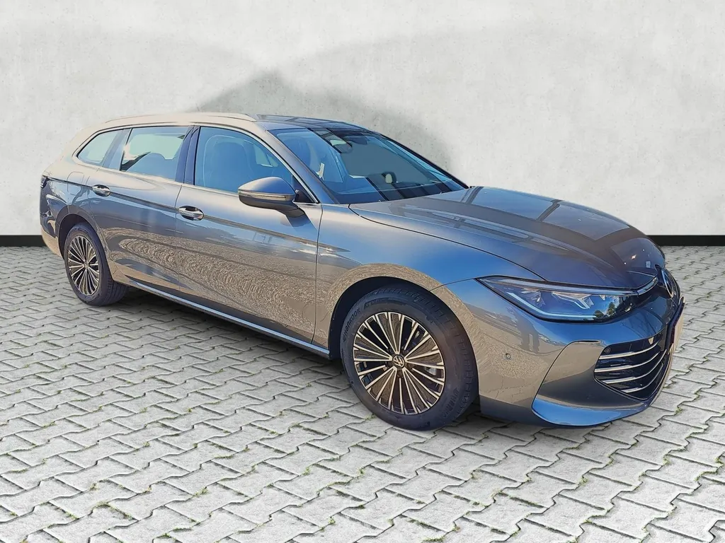 VW Passat Variant