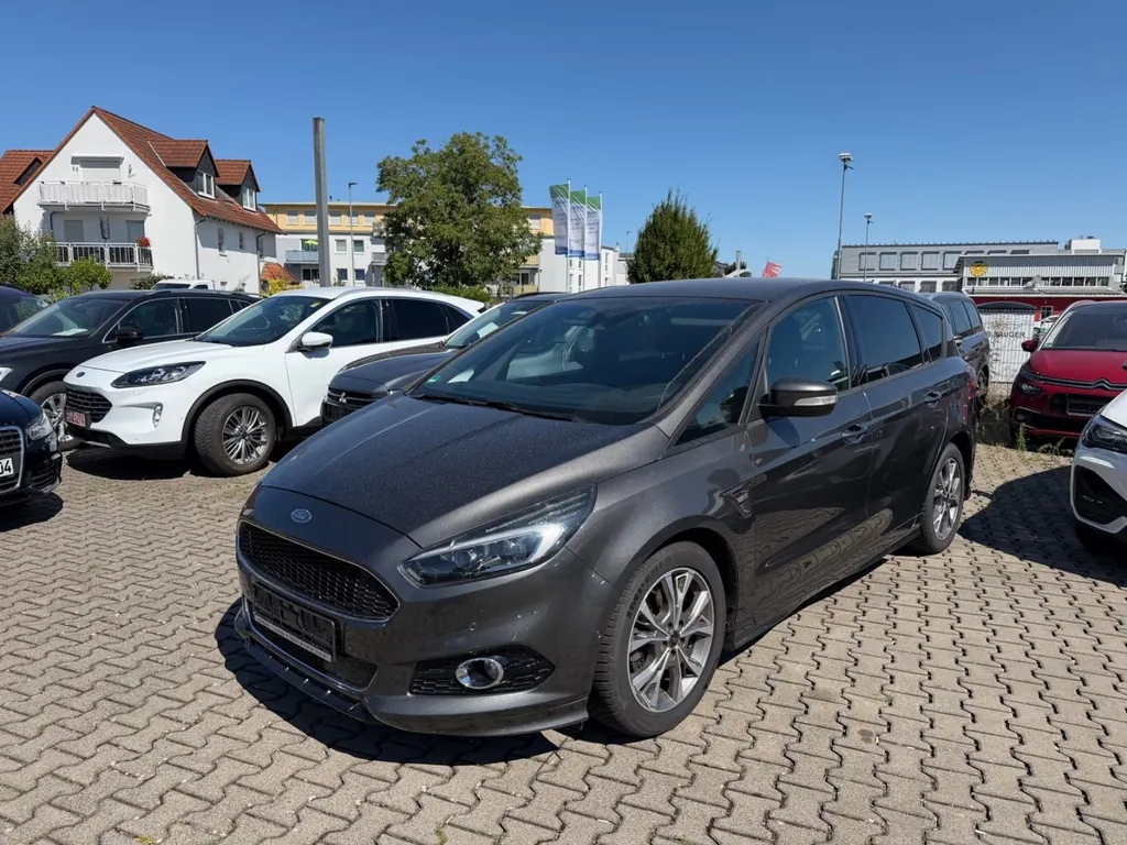 Ford S-Max